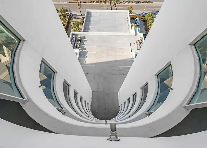 Apartment The Whale Rider With Ocean Views